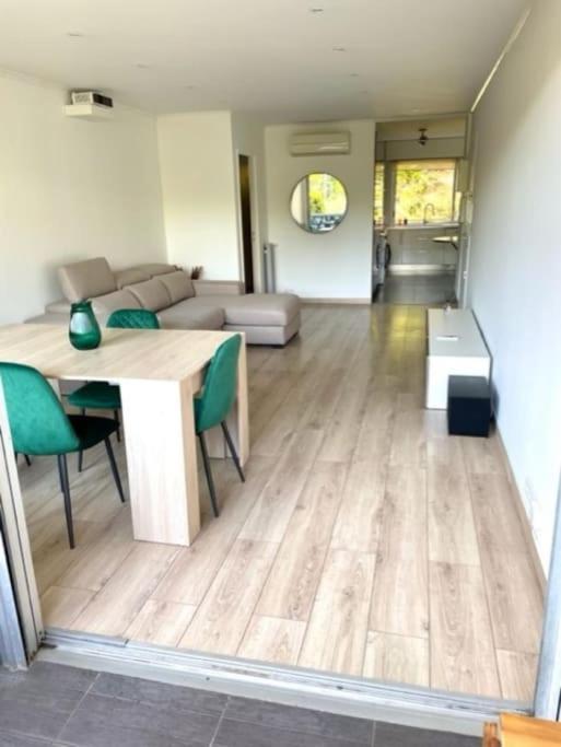 Appartement En Residence Avec Piscine, Cinema Nizza Exterior foto